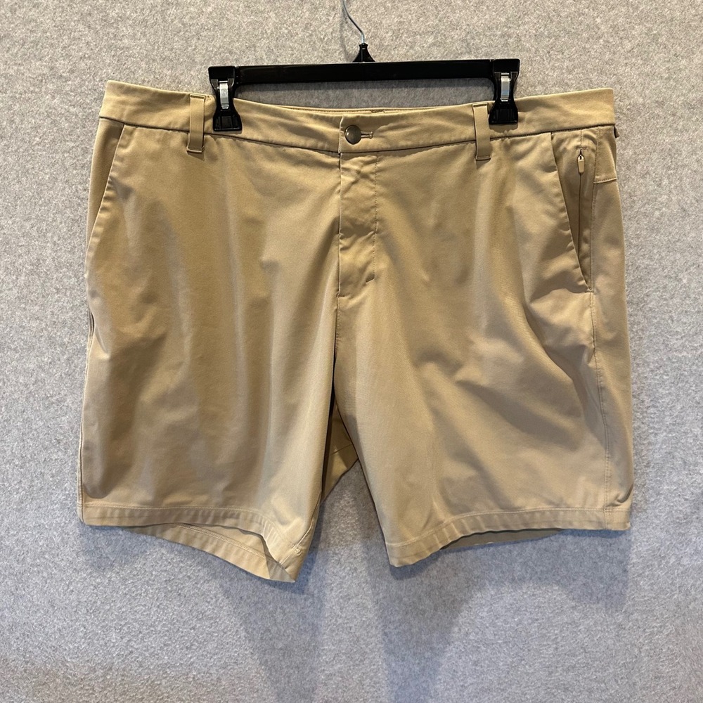 Lululemon Mens Commission Golf Shorts Khaki Tan Size 38 LM7AAOS